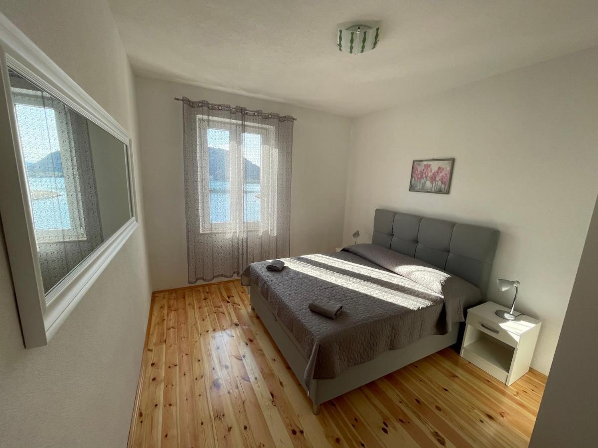 Ivan I Matej Apartments Блаце Экстерьер фото