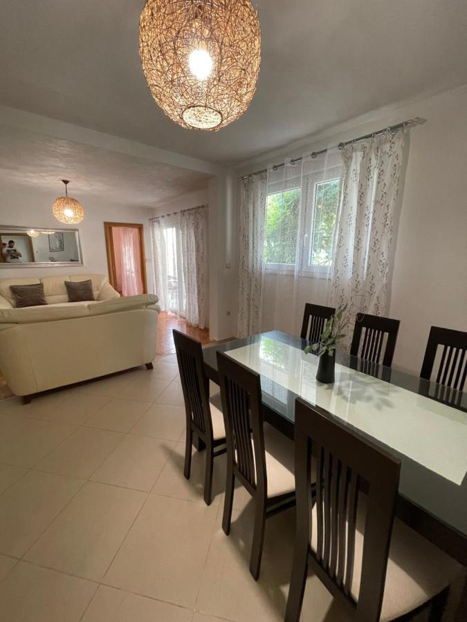 Ivan I Matej Apartments Блаце Экстерьер фото