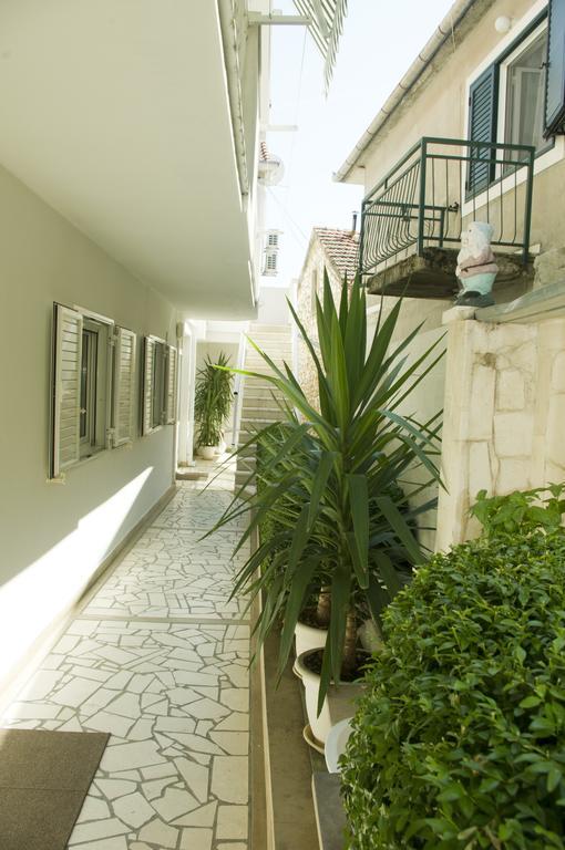 Ivan I Matej Apartments Блаце Экстерьер фото