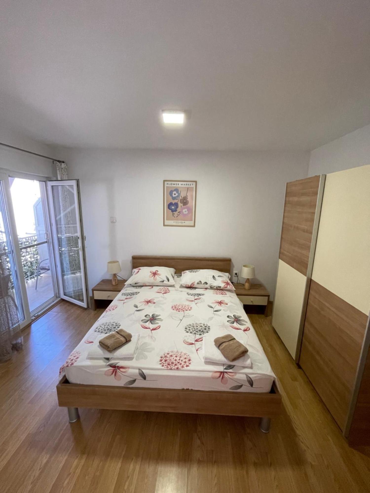 Ivan I Matej Apartments Блаце Экстерьер фото