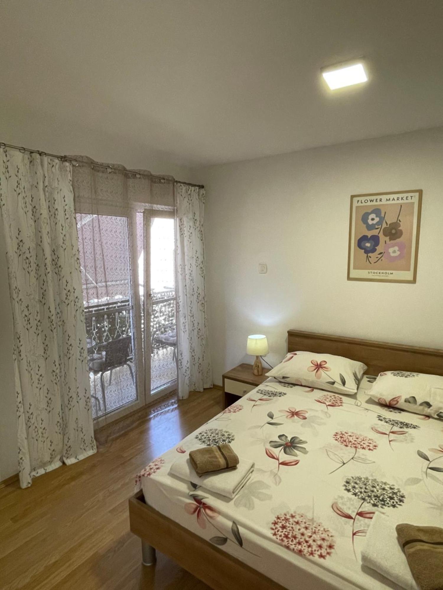 Ivan I Matej Apartments Блаце Экстерьер фото