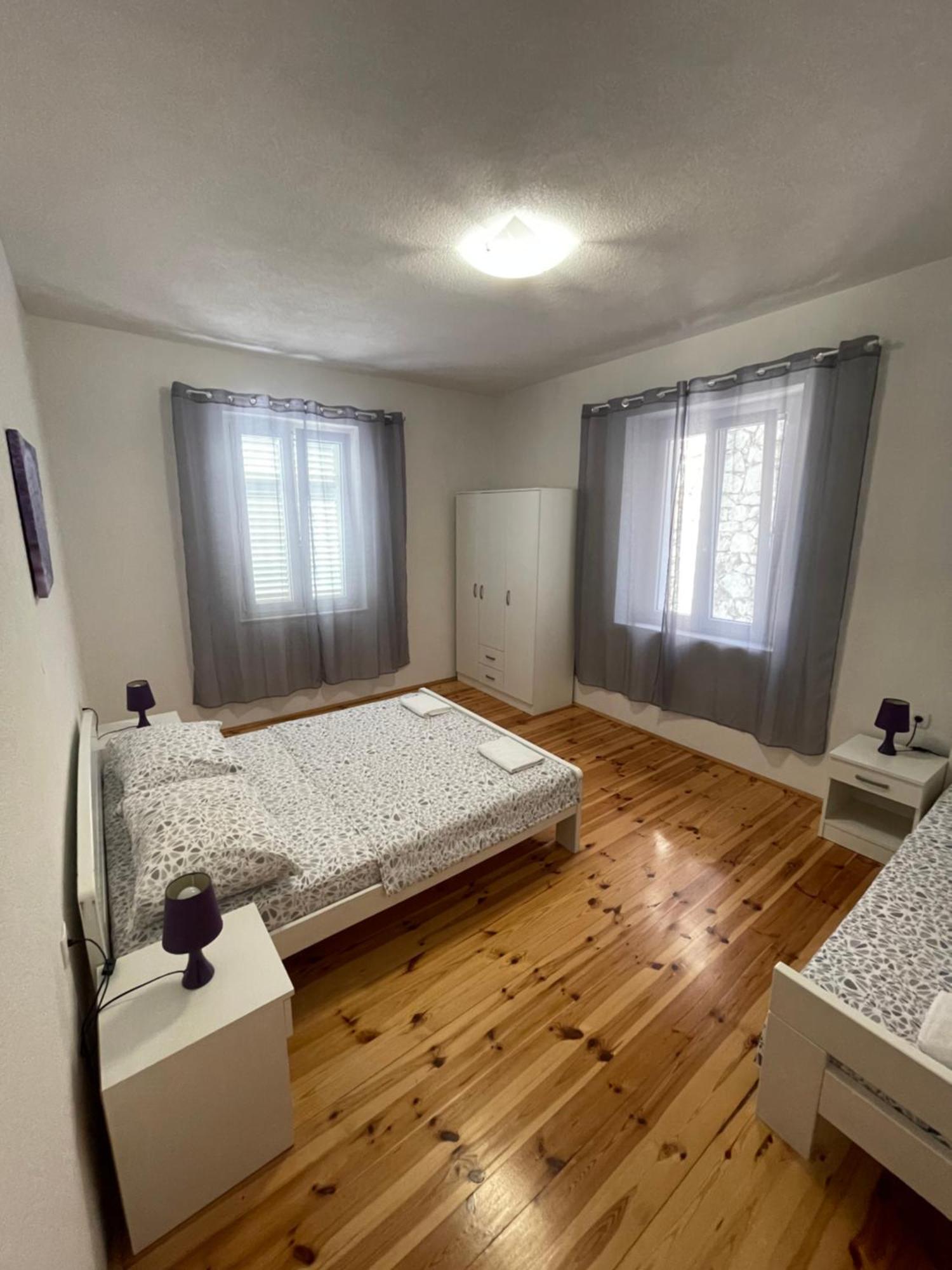 Ivan I Matej Apartments Блаце Экстерьер фото