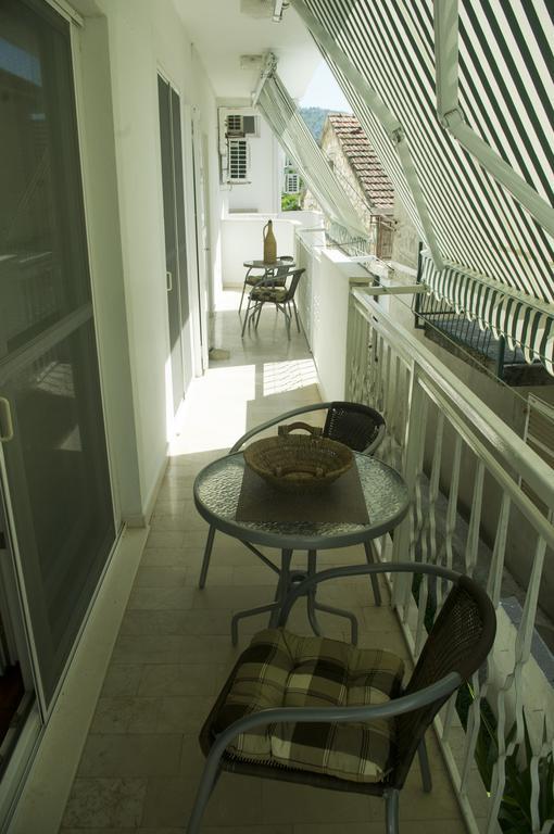 Ivan I Matej Apartments Блаце Экстерьер фото