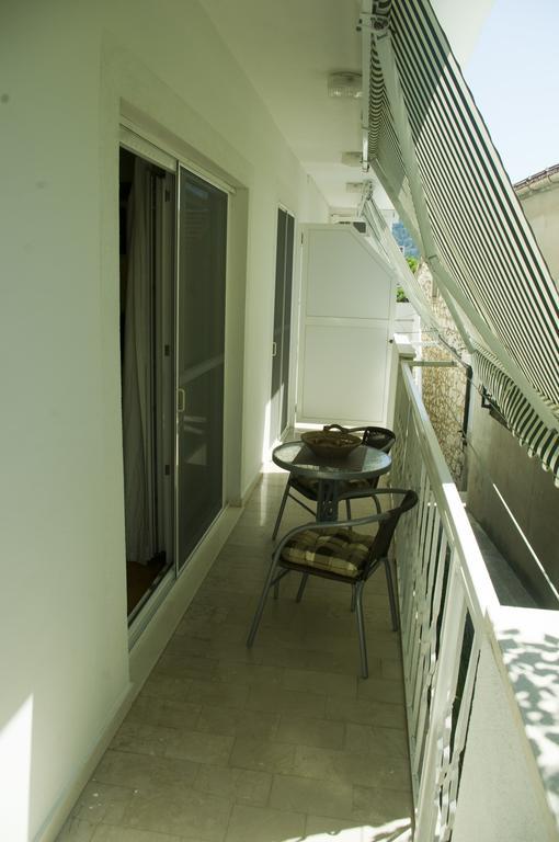 Ivan I Matej Apartments Блаце Экстерьер фото